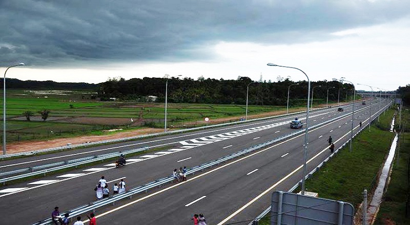 அதிவேக நெடுஞ்சாலைகளின் நேற்றைய வருமானம் 35 மில்லியன் ரூபா - வீதி அபிவிருத்தி அதிகார சபை